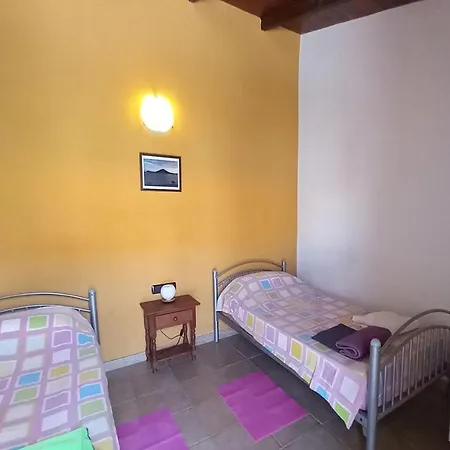 Hostel Rural La Canada Arona (Tenerife)