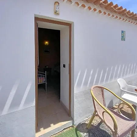 Rural La Canada Hostel *